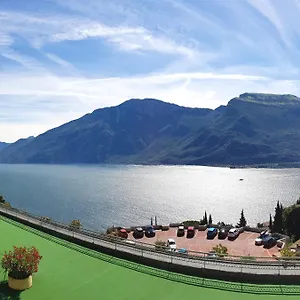 Village Bazzanega - Montagnoli Group Hotell Tremosine